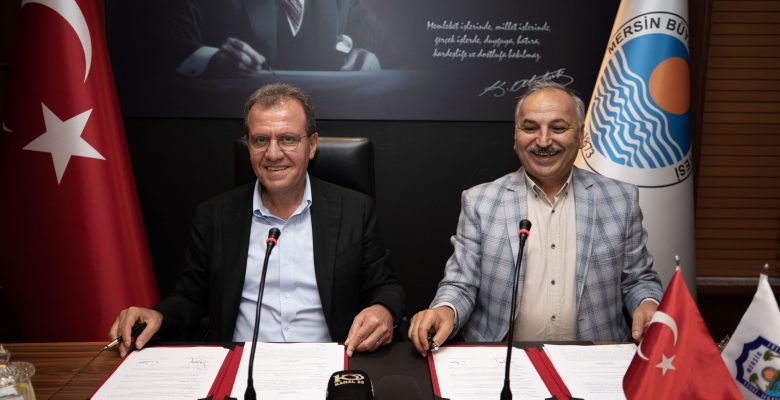 ESNAF VE SANATKÂR  DANIŞMANLIK VE EĞİTİM MERKEZİ PROTOKOLÜ İMZALANDI