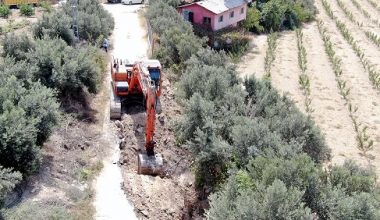 AKDENİZ BELEDİYESİ, İHSANİYE’DE ÇÖKEN YOLU GÜÇLENDİRİYOR
