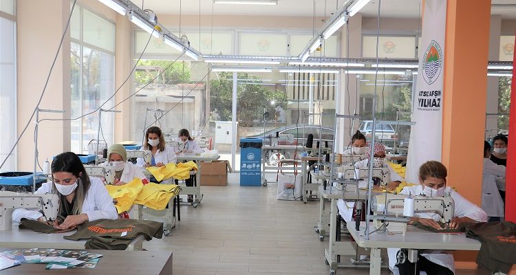“Belediye Personelinin Üniformaları TORTEK Atölyelerinde Üretiliyor”