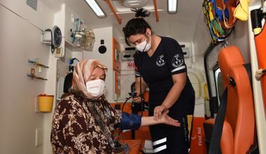 Toroslar Belediyesi, şehit ve gazi yakınlarını sağlık taramasından geçirdi