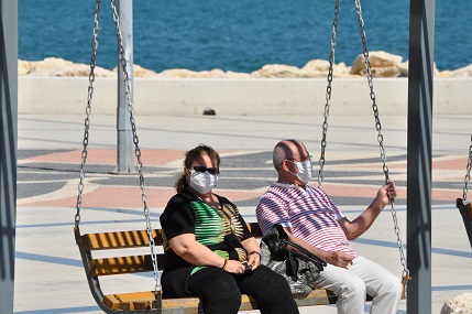 MERSİNLİLER MASKE ZORUNLULUĞU İSTİYOR!