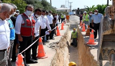 Başkan Seçer, Erdemli’de incelemelerde bulundu