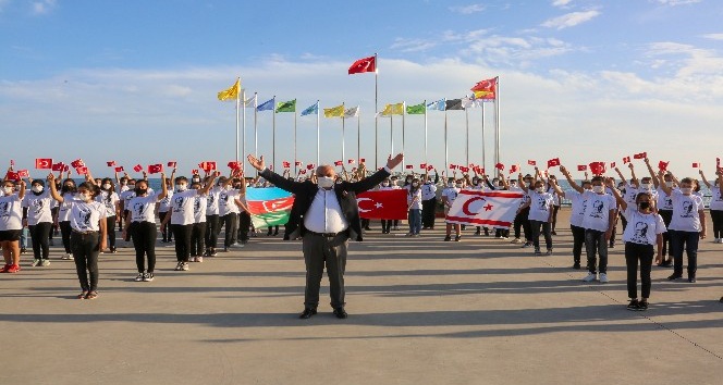 “Atatürk Çocuklarıyız”