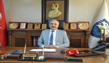 “Mersin’de Bin 100 işletme kepenk kapattı”