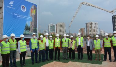 Kendi enerjisini üreten konut projesinin temeli atıldı