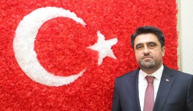 Ercik,”Cumhuriyet, milli irademizin yeniden şahlanışı ve yeniden doğuşudur”