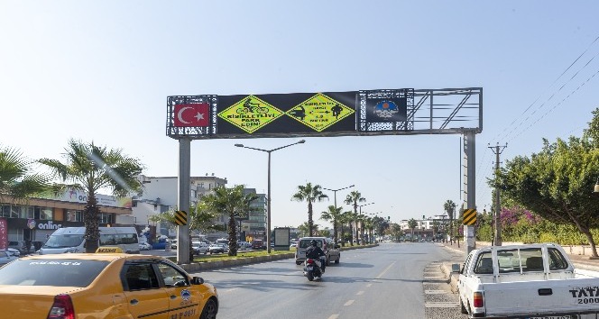 ‘Bisikletliye saygı”