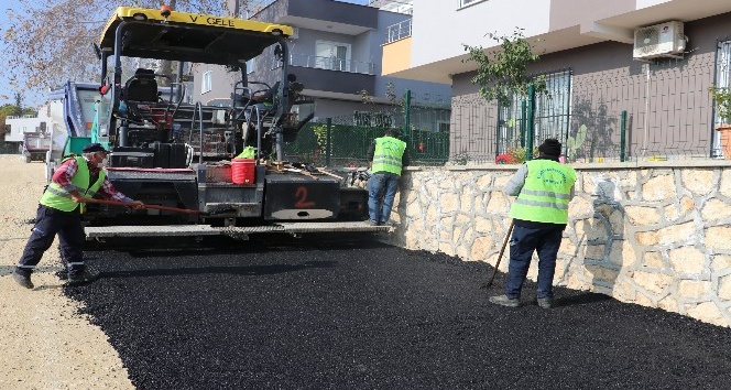 Toroslar’da üst yapı çalışmaları.