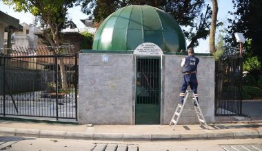 AKDENİZ’DE BULUNAN TÜRBELER YENİLENİYOR