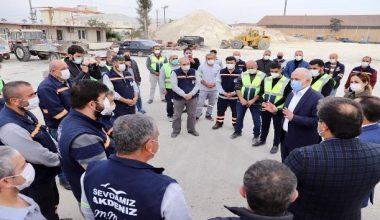 Başkan Gültak, çalışanları mutlu etti