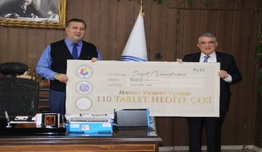 Ticaret Borsası,öğrencilere tablet hediye etti