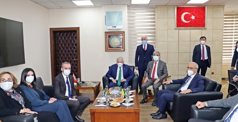 Lütfi Elvan ve Binali Yıldırım Başkan Gültak’ı Ziyaret etti