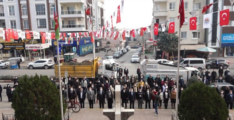 Toroslar Belediyesinde Bayrak Töreni düzenledi