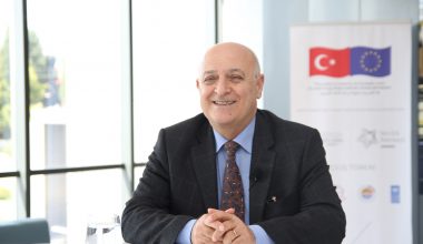 “Türkiye’nin en büyük limanına sahibiz ama lojistik merkezimiz yok”