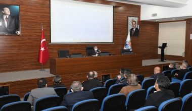 Mersin’de pandemi  toplantısı