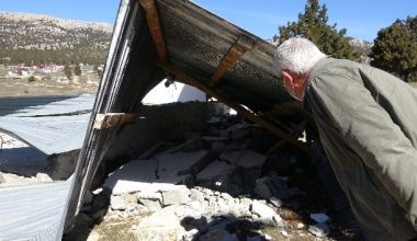 Başkan Tollu, rüzgar afetinden zarar gören vatandaşları dinledi