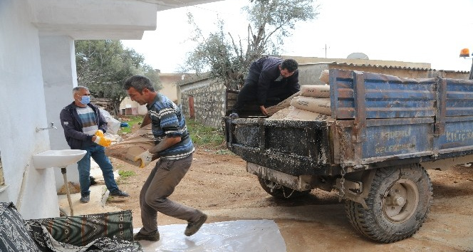 Fırtınanın yaraları sarılıyor