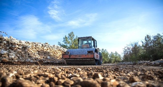 Büyükşehir Belediyesi, 493 kilometrelik sathi asfalt kaplama çalışması yaptı