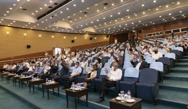 Meclis toplantısı yapıldı