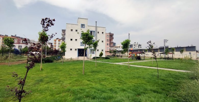 AKDENİZ, YENİ YEŞİL ALANLAR KAZANDI