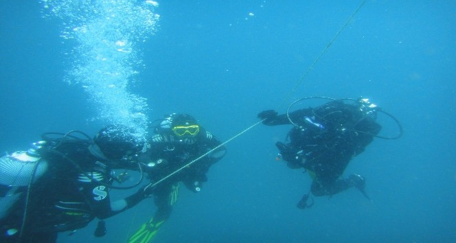 İtfaiye ekiplerine su altı ve üstü arama kurtarma eğitimi verildi