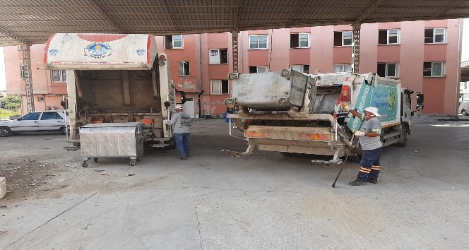 Akdeniz’de günlük 400 ton çöp toplanıp şehirden çıkarılıyor