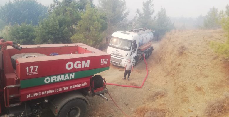 Mezitli Belediyesi Ekipleri Yangın Bölgesinde