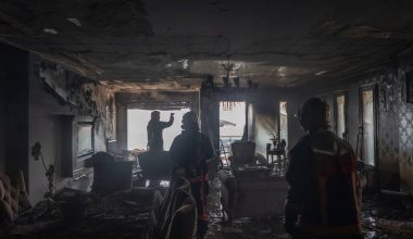 10 Katlı binada korkutan yangın