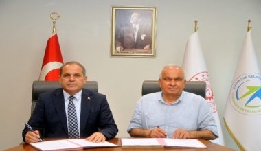 Erdemli’de ‘glamping’ tesisi için imzalar atıldı.