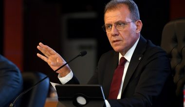 Seçer, Millet Bahçesinin Öğretmenevine devrini değerlendirdi: “Bu hülledir”