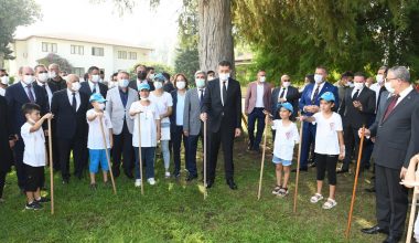 Milli Eğitim Bakanı Ziya Selçuk Mersin’de