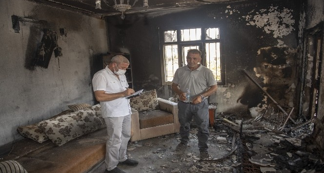 Büyükşehir Belediyesi, yangınların ardından bölgedeki vatandaşların yaralarını sarıyor