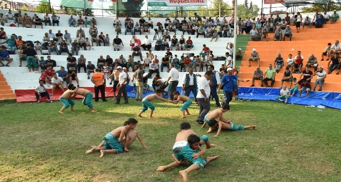 Toroslar’da ‘Geleneksel Karakucak Güreşleri’