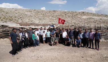 Erdemli’de Yörükler için göç yollarında çalışma yapıldı