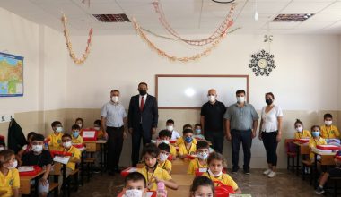 Toroslar Belediye Başkanı Yılmaz, öğrencileri yalnız bırakmadı