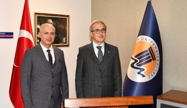 Savunma Sanayi Başkanı, Mersin’de ziyaretlerde bulundu