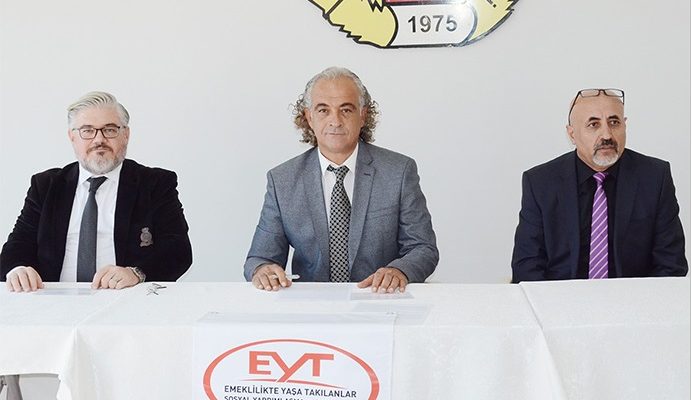 Emeklilikte Yaşa Takılanlar, bir araya geliyorlar