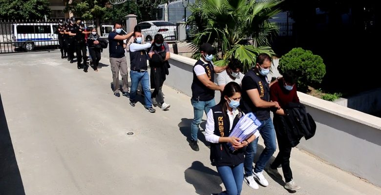 Sanal jigolo sitesi aracılığıyla vurgun !