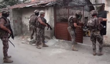 Mersin’de 58 terör şüphelisi yakalandı