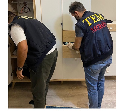 FETÖ Operasyonunda 8 Kişi Yakalandı