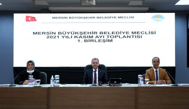 “Atatürk’ü bitmeyen bir özlemle anıyorum”