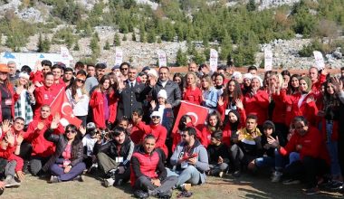 “Gençlerimizin Gücüyle Cumhuriyetimizi İlelebet Yaşatacağız”