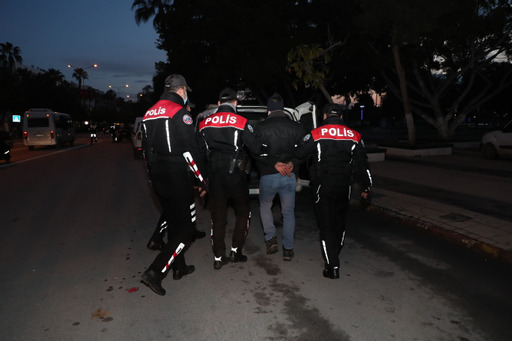 499 tabanca ve 247 tüfek ele geçirildi