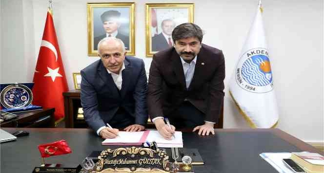 AKDENİZ BELEDİYESİNDE, SOSYAL DENGE SÖZLEŞMESİ İMZALANDI