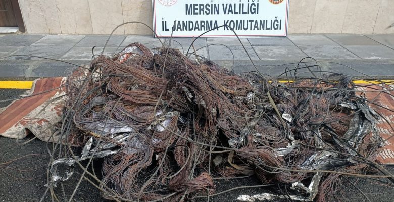 JANDARMADAN KABLO HIRSIZLARINA SUÇÜSTÜ