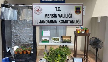 “EVDE UYUŞTURUCU İMAL VE SATIŞINA JANDARMA OPERASYONU”