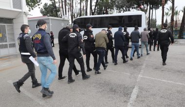 MERSİN’DE FUHUŞ OPERASYONU