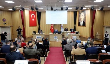 “Akdeniz 30 Milyon Lira Tutarında Spor Tesisleri Kazanacak”