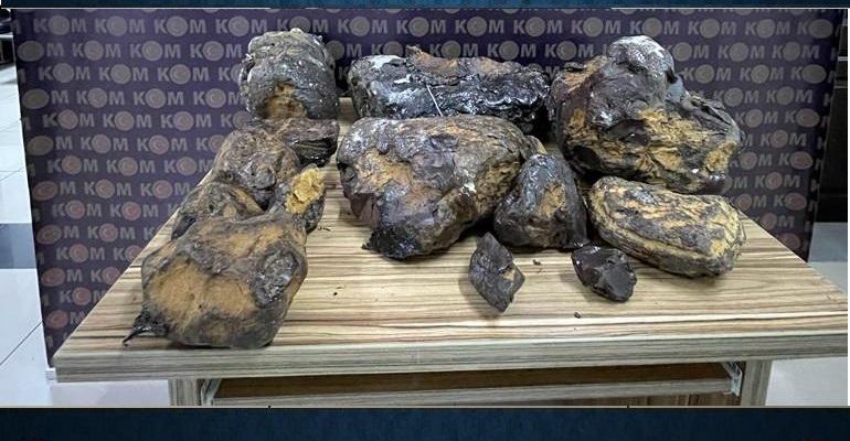 10 MİLYON TL DEĞERİNDE BALİNA KUSMUĞU ELE GEÇİRİLDİ