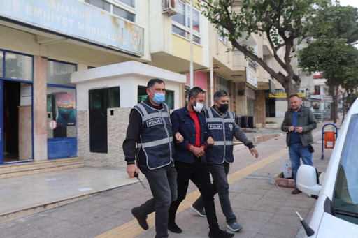 MUZ VE AVAKADO HIRSIZI ŞAHISLAR YAKALANDI